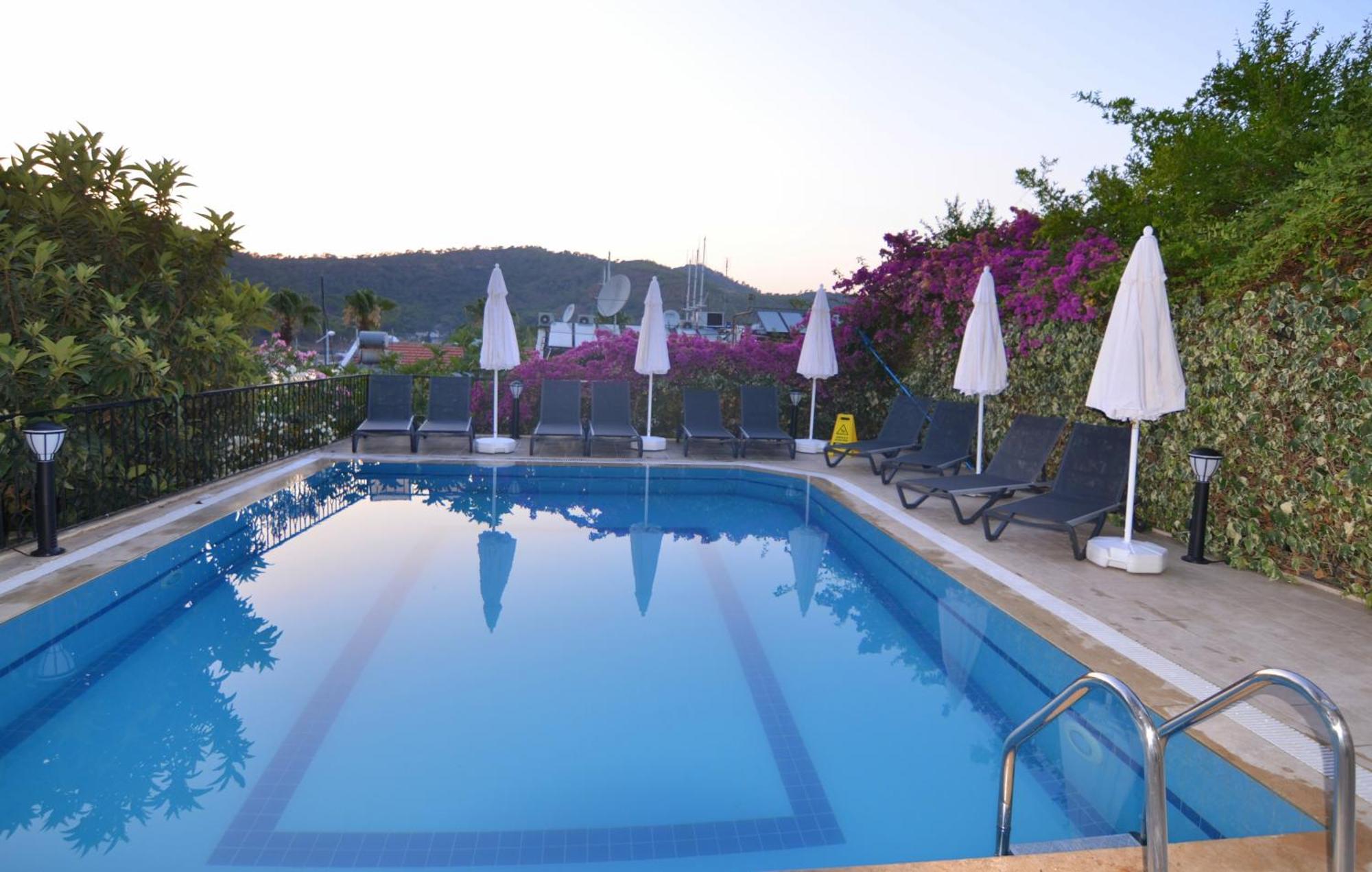 Hotel Royalis Boutique 3*